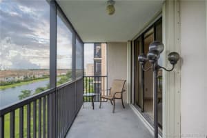 900 NE 195th St, Miami, FL 33179, Sold 01/13/21