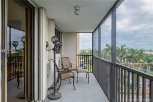 900 NE 195th St, Miami, FL 33179, Sold 01/13/21