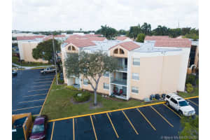 6276 NW 186th St, Hialeah, FL 33015, Sold 11/13/20