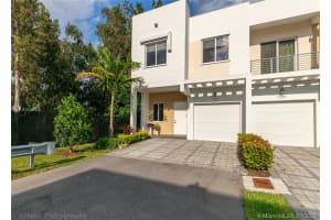 7261 NW 102nd Pl, Doral, FL 33178, Sold 11/20/20