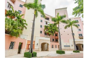 733 Crandon Blvd, Key Biscayne, FL 33149, Sold 03/19/21