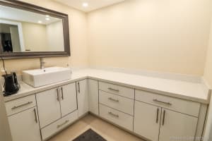 6039 Collins Ave, Miami Beach, FL 33140, Sold 04/09/21