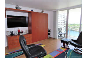 5701 Collins Ave, Miami Beach, FL 33140, Sold 04/30/21