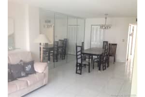 4141 Collins Ave, Miami, FL 33140, Sold 11/22/21