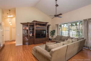 1045 Spyglass, Weston, FL 33326, Sold 10/02/20