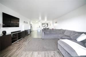 800 NE 195th St APT 505, Miami, FL 33179, Sold 01/29/21