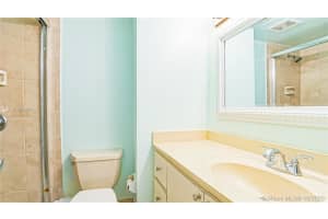 5249 NW 7th St, Miami, FL 33126, Sold 11/30/20