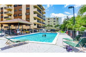 5249 NW 7th St, Miami, FL 33126, Sold 11/30/20