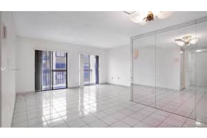 5249 NW 7th St, Miami, FL 33126, Sold 11/30/20