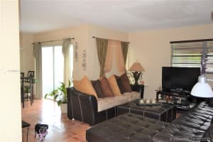 11071 NW 7th St, Miami, FL 33172, Sold 08/20/20