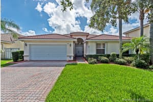 2353 NW 195th Ave, Pembroke Pines, FL 33029, Sold 09/17/20