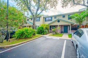 560 Westree Ln, Plantation, FL 33324, Sold 09/03/20