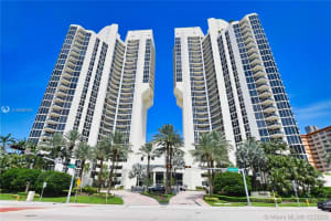 19333 Collins Ave, Sunny Isles Beach, FL 33160, Sold 03/18/21