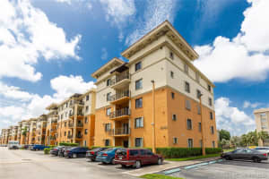 9340 Fontainebleau Blvd W113, Miami, FL 33172, Sold 09/25/20