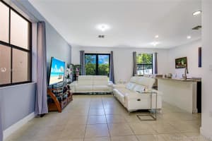 4929 NW 55th Pl, Tamarac, FL 33319, Sold 09/25/20