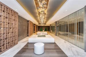 400 Sunny Isles Blvd, Sunny Isles Beach, FL 33160, Sold 03/26/21