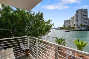 1441 Lincoln Rd, Miami Beach, FL 33139, Sold 11/24/20