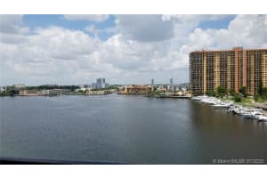 17150 N Bay Rd, Sunny Isles Beach, FL 33160, Sold 09/02/20