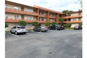 8846 W McNab Rd, Tamarac, FL 33321, Sold 08/28/20