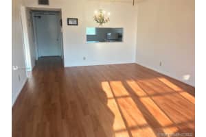 8846 W McNab Rd, Tamarac, FL 33321, Sold 08/28/20
