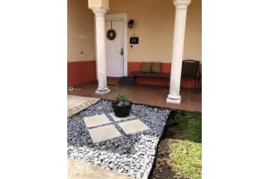 17932 NW 74th Ct, Hialeah, FL 33015, Sold 09/18/20