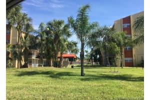 3710 NW 21st St # 101, Lauderdale Lakes, FL 33311, Sold 10/09/20
