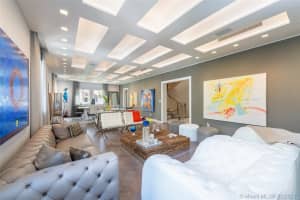 3521 Bayshore Villas Dr, Miami, FL 33133, Sold 04/26/21