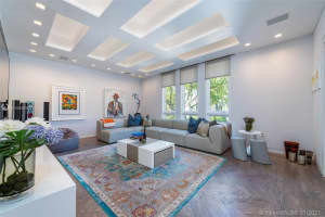 3521 Bayshore Villas Dr, Miami, FL 33133, Sold 04/26/21
