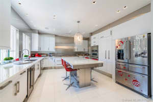 3521 Bayshore Villas Dr, Miami, FL 33133, Sold 04/26/21