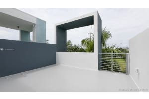 109 N Shore Dr, Miami Beach, FL 33141, Sold 10/26/20