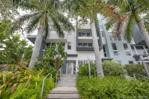 109 N Shore Dr, Miami Beach, FL 33141, Sold 10/26/20