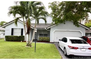 5324 Pine Cir, Coral Springs, FL 33067, Sold 09/25/20