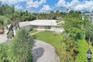 313 Centre Is, Golden Beach, FL 33160, Sold 08/31/20