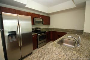 7285 SW 90th St UNIT D313, Miami, FL 33156, Sold 01/07/21