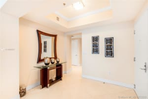 3535 S Ocean Dr, Hollywood, FL 33019, Sold 04/01/21