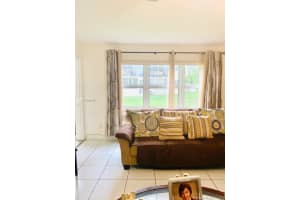 1540 NE 191st St, Miami, FL 33179, Sold 09/29/20