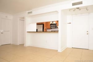 636 NW 114th Ave, Miami, FL 33172, Sold 09/04/20