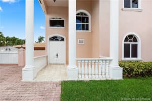 7233 SW 122 Pl, Miami, FL 33183, Sold 11/13/20