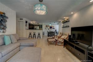 19555 E Country Club Dr, Miami, FL 33180, Sold 06/18/21