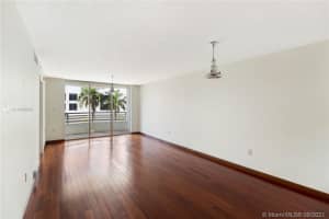 1401 Bay Rd, Miami Beach, FL 33139, Sold 09/17/21