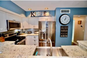 6434 Milk Wagon Ln, Miami Lakes, FL 33014, Sold 09/15/20