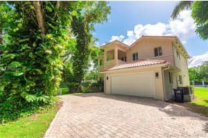 6744 Magnolia Ct, South Miami, FL 33143, Sold 10/26/20