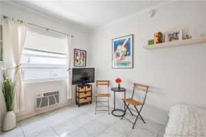 335 Ocean Dr, Miami Beach, FL 33139, Sold 03/30/21