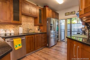 389 Poinciana Island Dr, Sunny Isles Beach, FL 33160, Sold 10/19/20