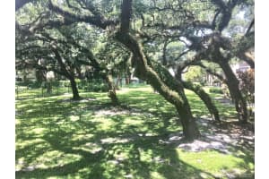 451 Ives Dairy Rd, Miami, FL 33179, Sold 09/10/21