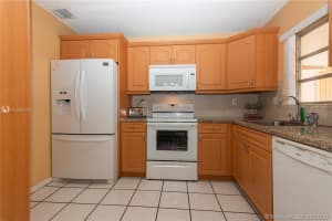 13814 Kendale Lakes Dr, Miami, FL 33183, Sold 10/21/20