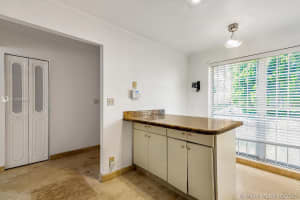 2413 NE 10th St, Hallandale Beach, FL 33009, Sold 11/18/20