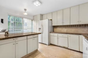 2413 NE 10th St, Hallandale Beach, FL 33009, Sold 11/18/20