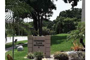 9460 Tangerine Pl, Davie, FL 33324, Sold 09/30/21