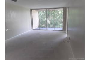 9460 Tangerine Pl, Davie, FL 33324, Sold 09/30/21